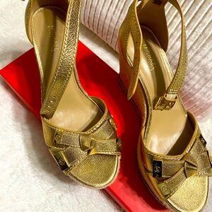 Gold Michael Kors Women’s Sandals size 36